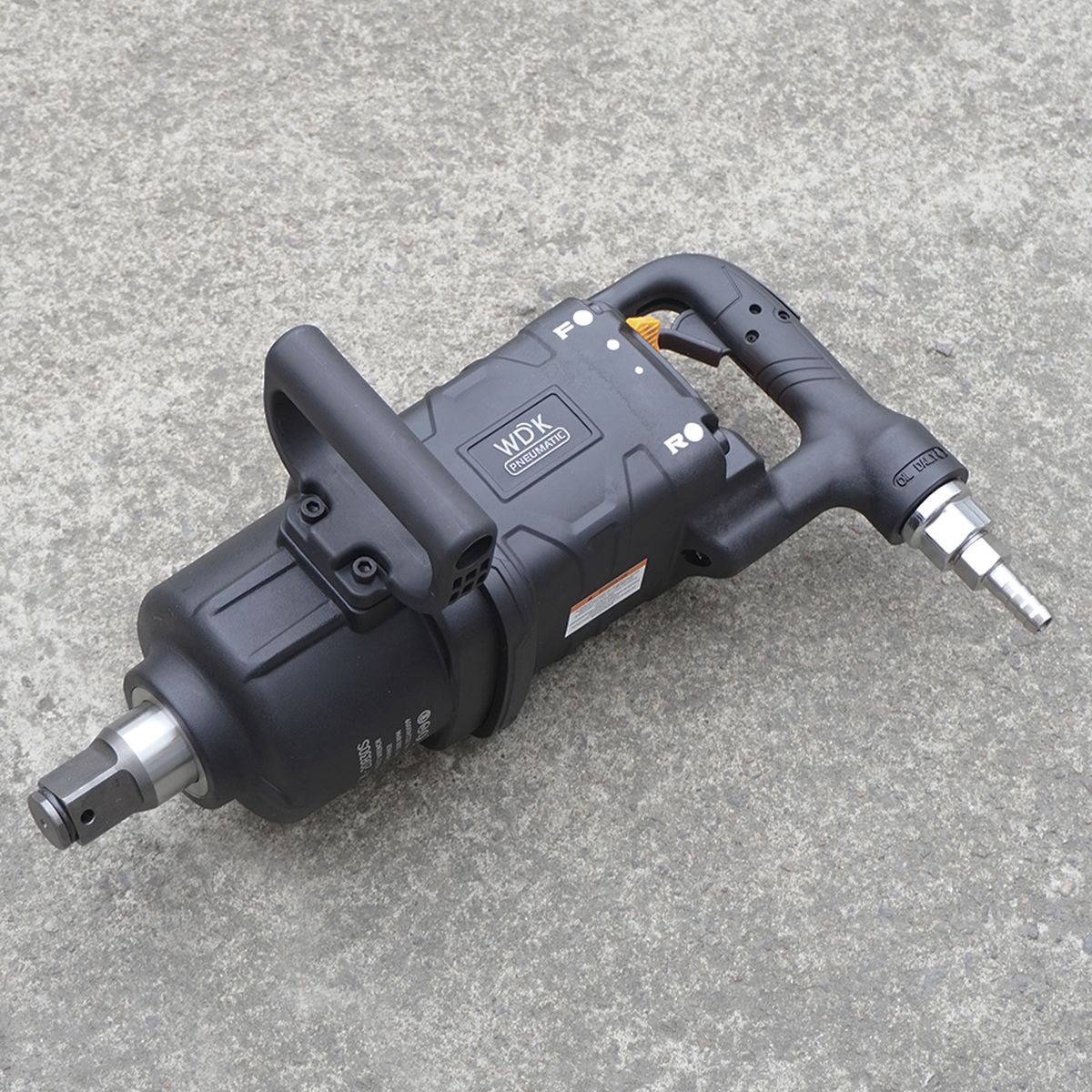 WDK-20830S Гайковерт пневматический ударный, композитный корпус, короткий привод 1", 4000 Нм