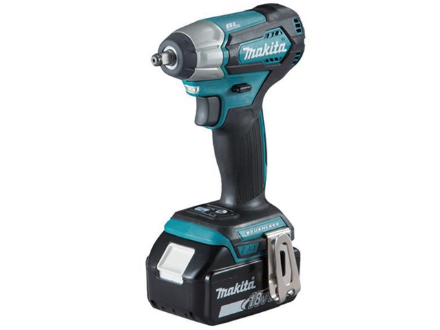 Аккум. ударный гайковерт MAKITA LXT DTW 180 RFE в чем.
