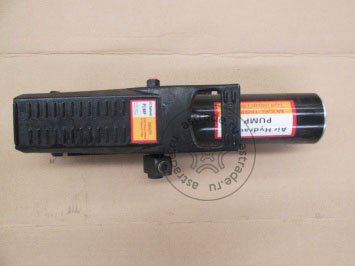 Air / hydraulic pump