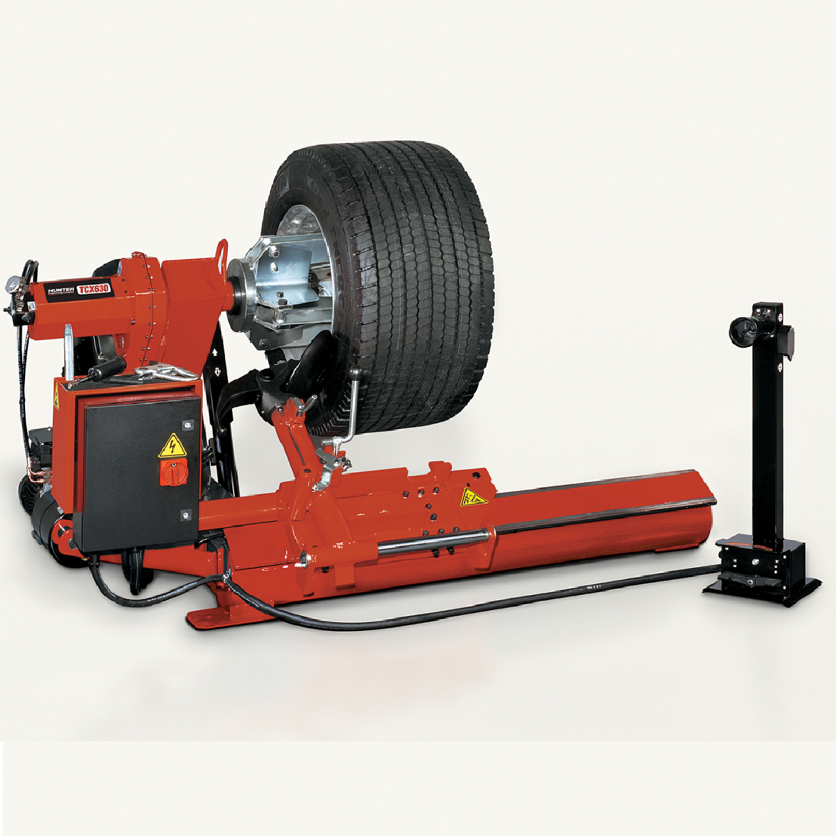 Грузовой шиномонтажный станок Hunter TCX630