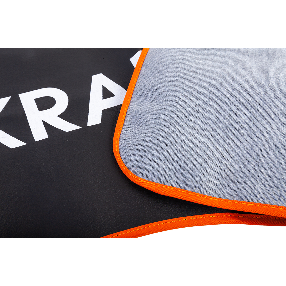 WDK-65302 Защитная накидка на крыло автомобиля, магнитная